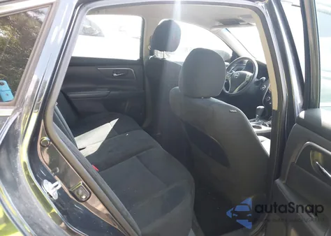 2015 Nissan Altima 2.5 S z USA, uszkodzony, nr VIN 1N4AL3AP9FC588714